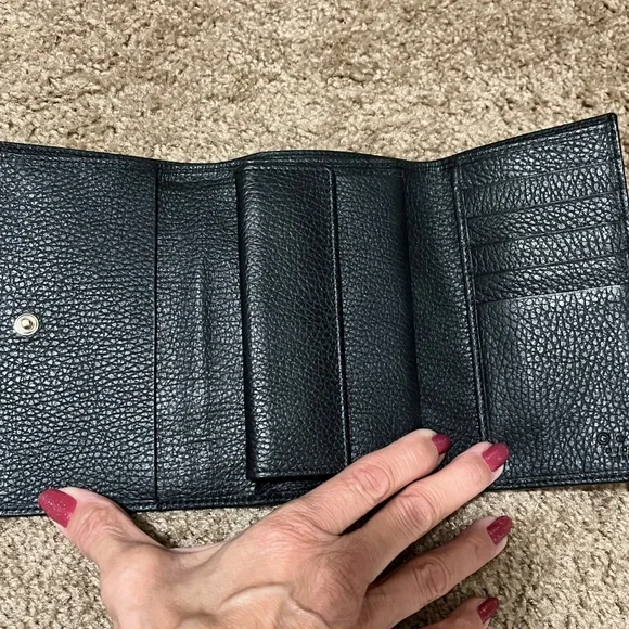 Gucci Burgundy and Black GG Canvas Continental Wallet - Picture 3 of 6